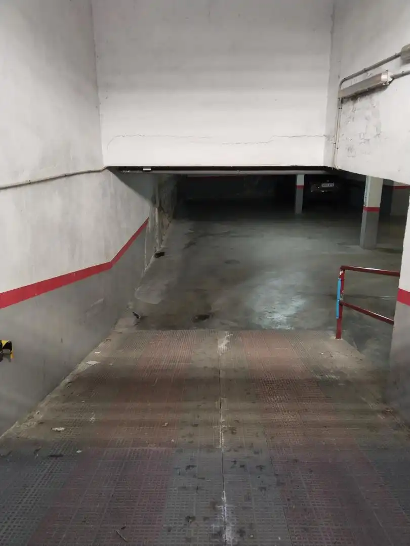 Parkplatz von Garage zur Miete in Ciempozuelos