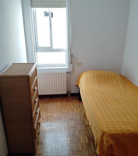 Habitació a Ronda Das Fontiñas, 156, San Roque - As Fontiñas, Lugo Capital - imatge 2 Foto 2 de Habitació a Ronda Das Fontiñas, 156, San Roque - As Fontiñas, Lugo Capital