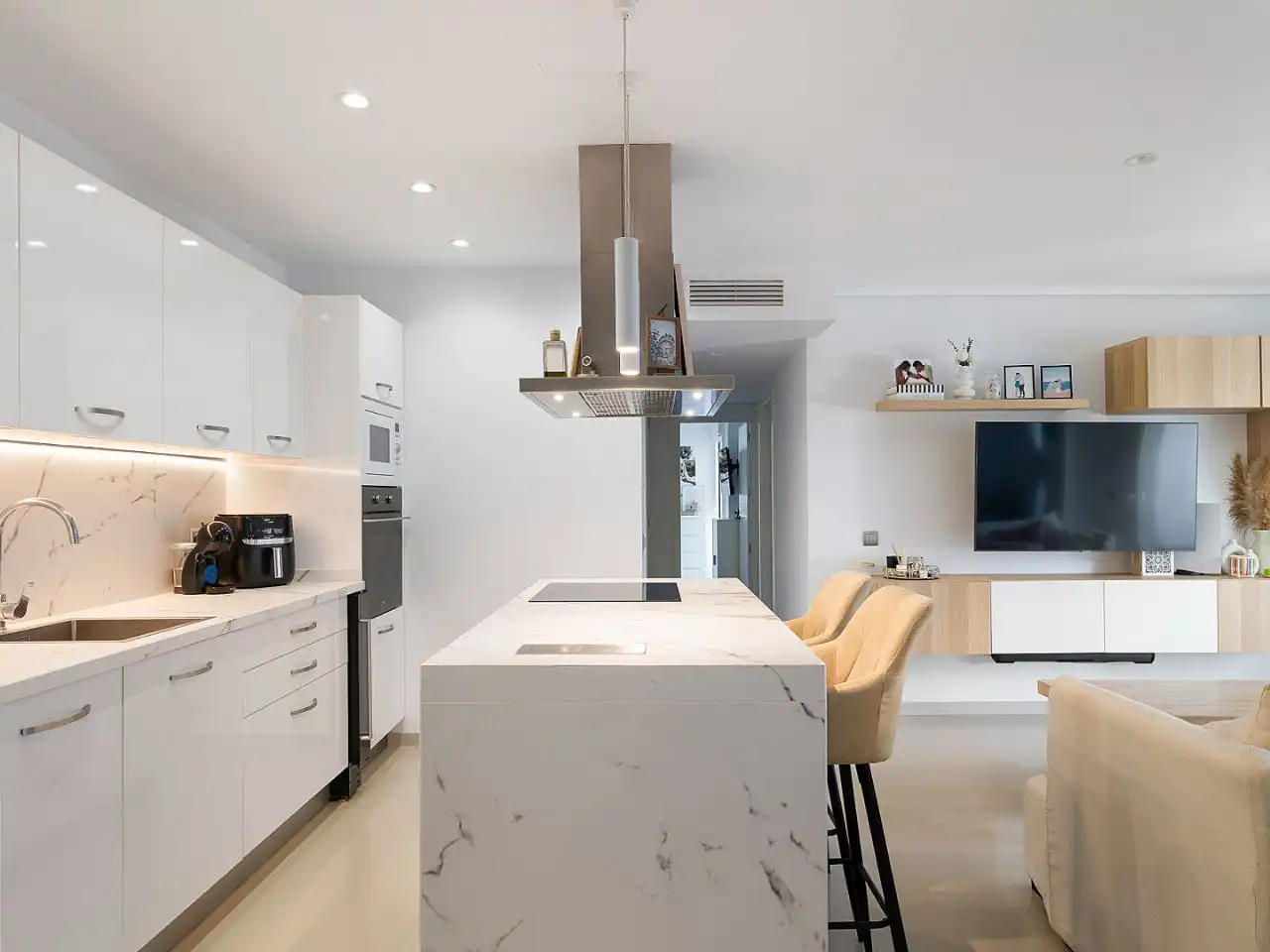 Flat for sale in Street Music Fermi, 23, Eivissa Kitchen of Flat for sale in Eivissa with Air Conditioner, Terrace and Balcony
