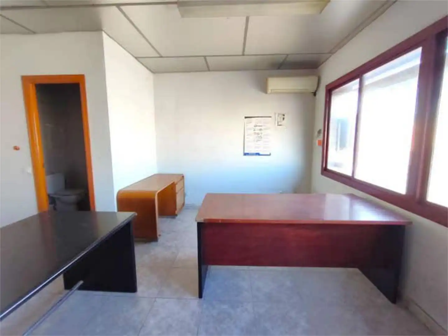 Industrial buildings for rent in Pepino Industrial buildings for rent in Pepino with Air Conditioner