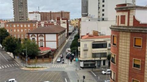 Foto 3 de Piso en venta en Pardaleras, Badajoz Capital