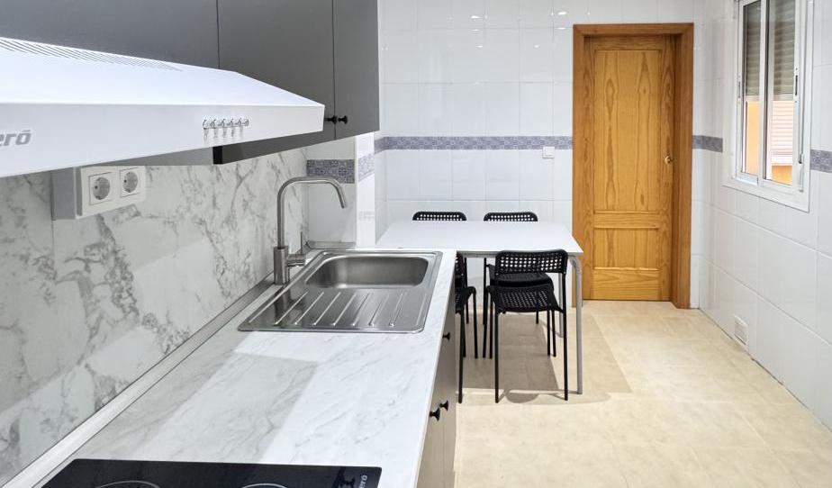 Wohnung zum Verkauf in Poligono Rubira Sola, 13, Macael, Almería - Bild 1 Foto 1 von Wohnung zum Verkauf in Poligono Rubira Sola, 13, Macael, Almería