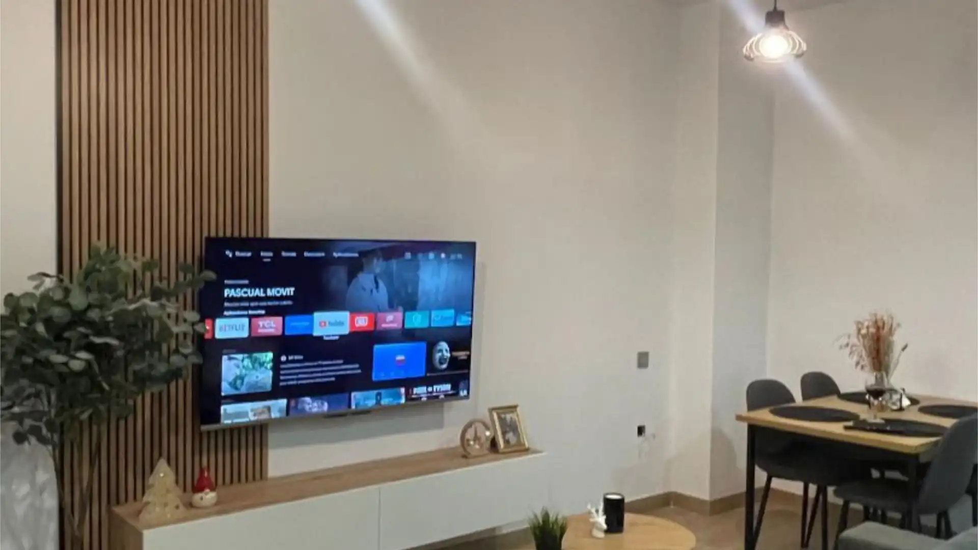 Sala d'estar de Pis de lloguer en  Valencia Capital amb Aire condicionat, Moblat i Balcó