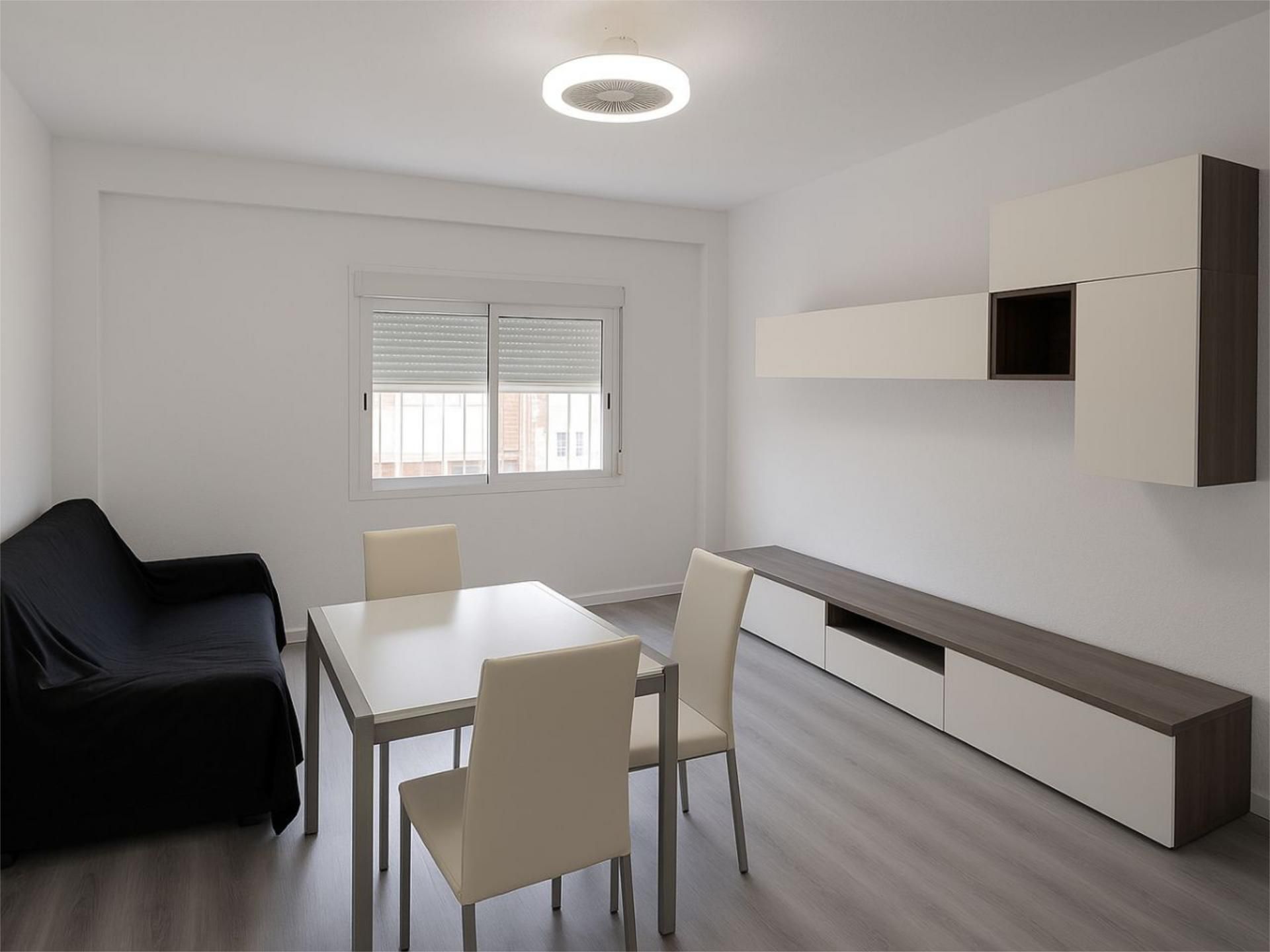 Pis en venda a Carrer Quart, 12, Benifairó de les Valls Sala d'estar de Pis en venda en Benifairó de les Valls amb Aire condicionat, Terrassa i Moblat