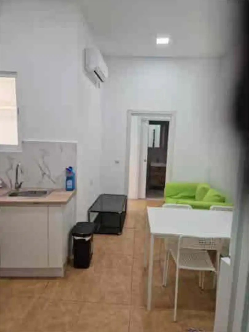 Flat for sale in  Valencia Capital  with Terrace and Storage room