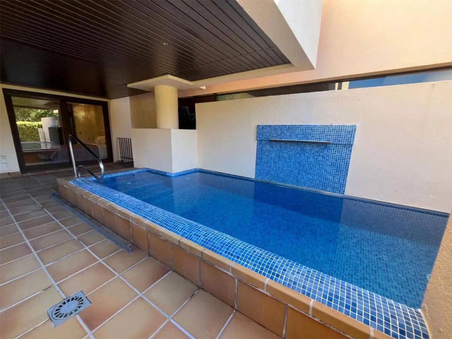 Flat for sale in Calle del Mare Nostrum, 42, Zona de Punta Plata Swimming pool of Flat for sale in Estepona with Air Conditioner, Terrace and Swimming Pool