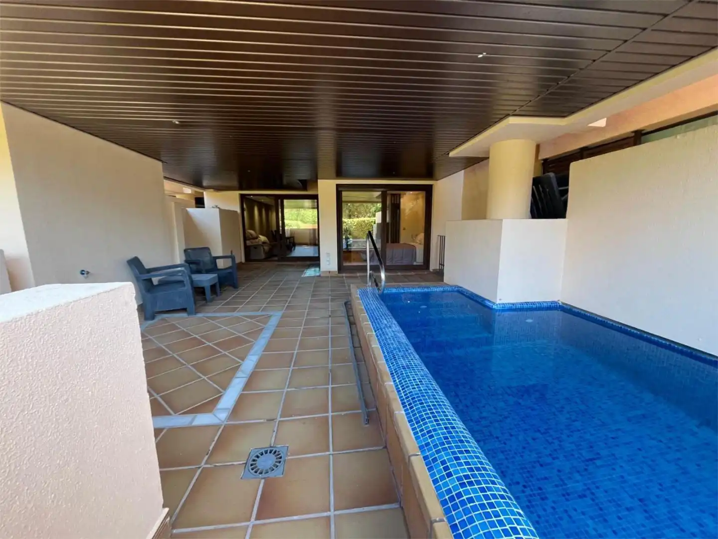 Flat for sale in Calle del Mare Nostrum, 42, Zona de Punta Plata Swimming pool of Flat for sale in Estepona with Air Conditioner, Terrace and Swimming Pool