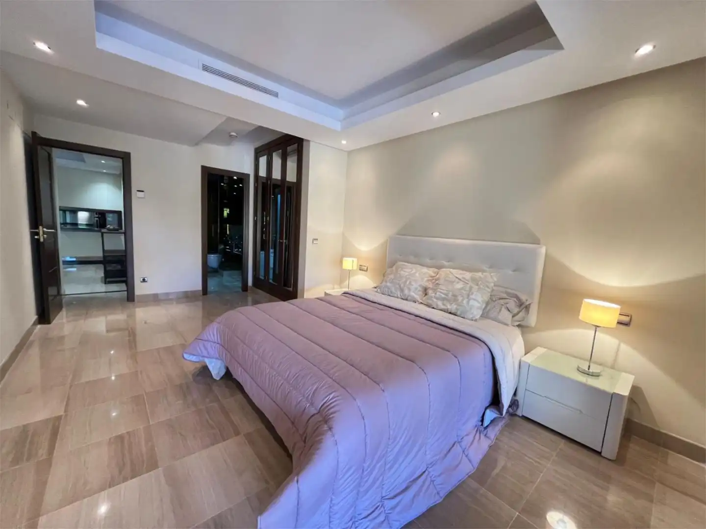 Flat for sale in Calle del Mare Nostrum, 42, Zona de Punta Plata Bedroom of Flat for sale in Estepona with Air Conditioner, Terrace and Swimming Pool