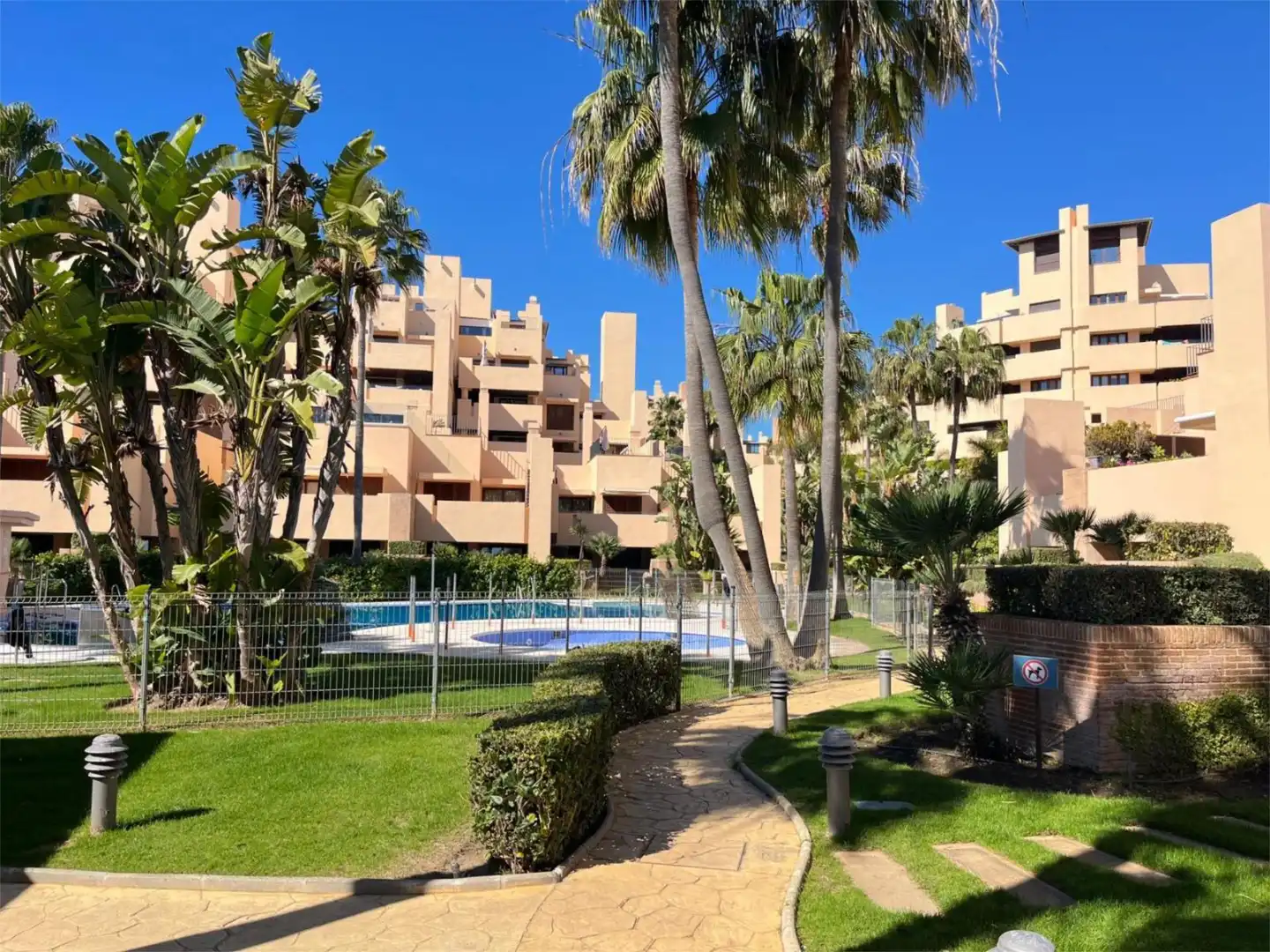 Flat for sale in Calle del Mare Nostrum, 42, Zona de Punta Plata Exterior view of Flat for sale in Estepona with Air Conditioner, Terrace and Swimming Pool