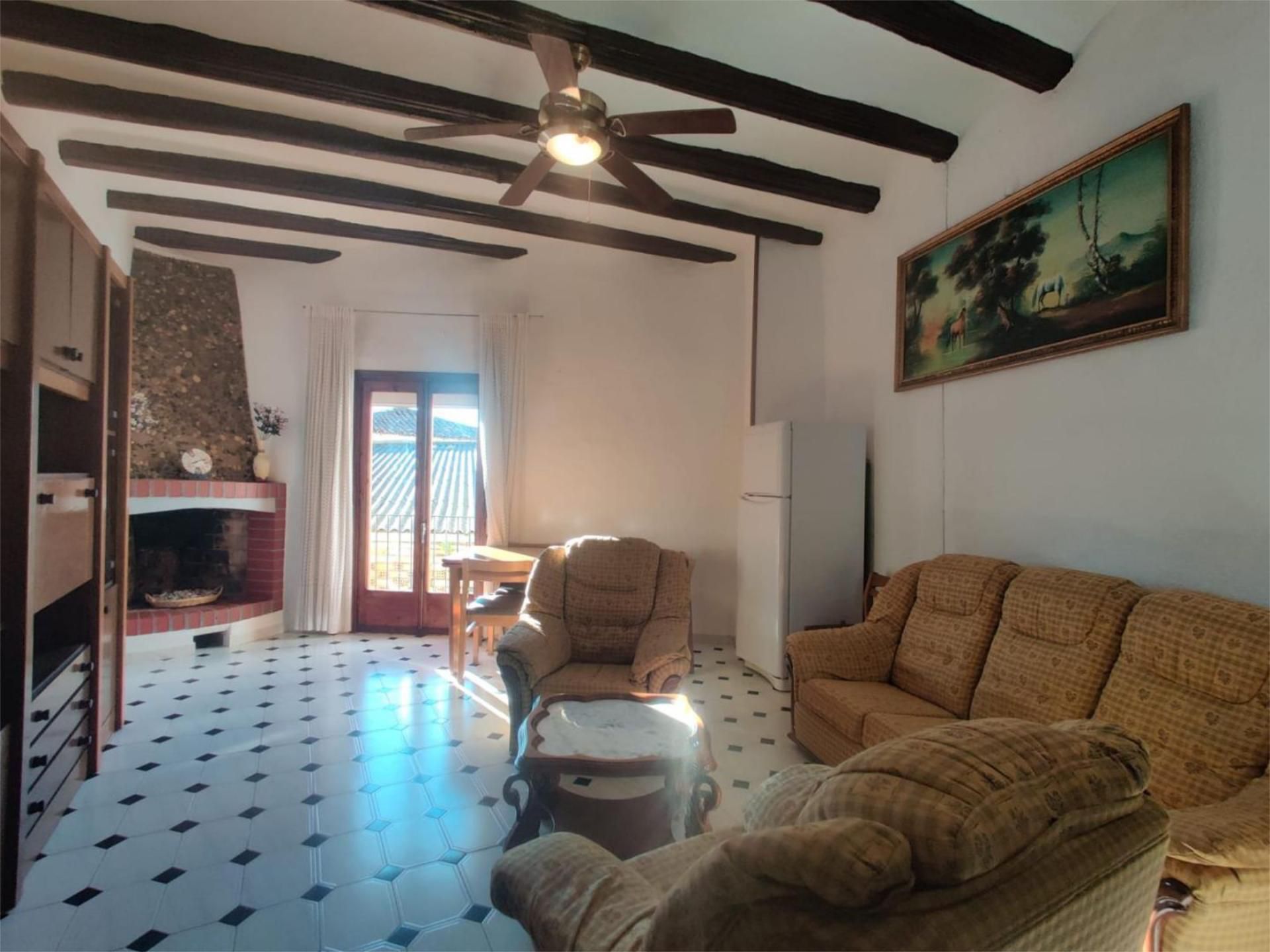 Sala d'estar de Casa o xalet en venda en La Puebla de Castro amb Balcó