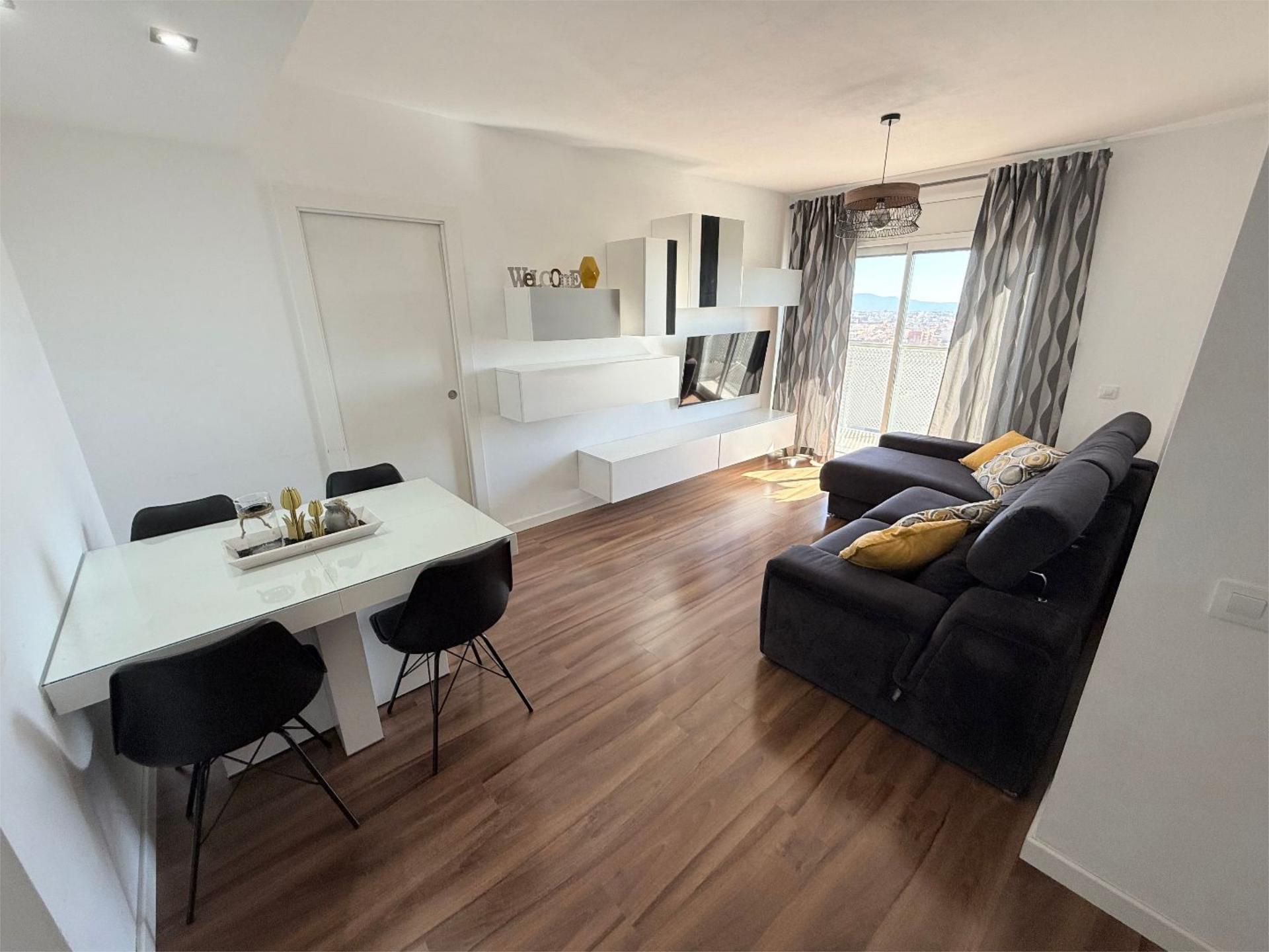 Flat for sale in Carrer de Dinamarca, 38, Can Gambús Living room of Flat for sale in Sabadell with Air Conditioner, Swimming Pool and Balcony