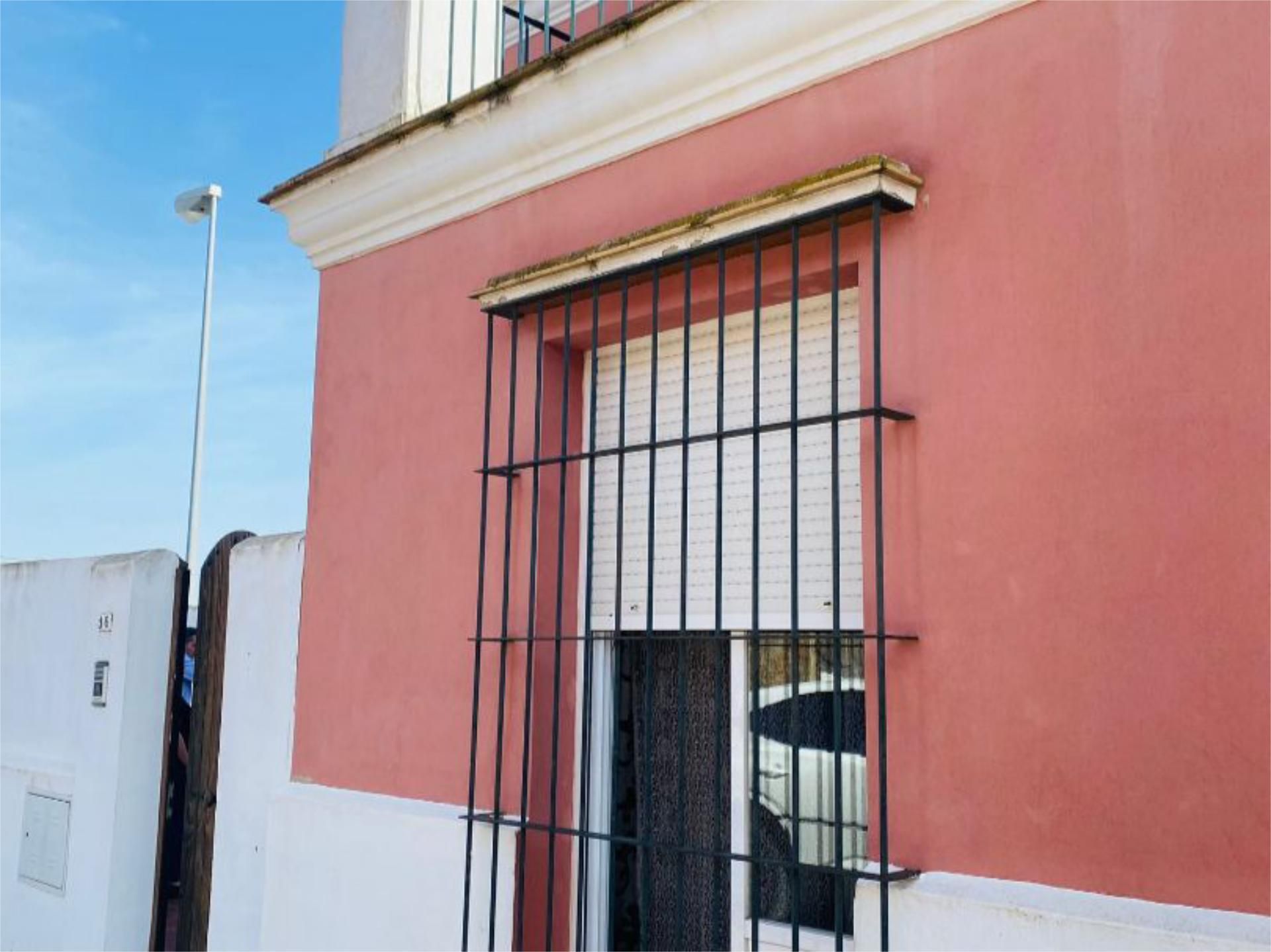 Exterior view of Duplex for sale in Sanlúcar de Barrameda  with Air Conditioner, Heating and Terrace