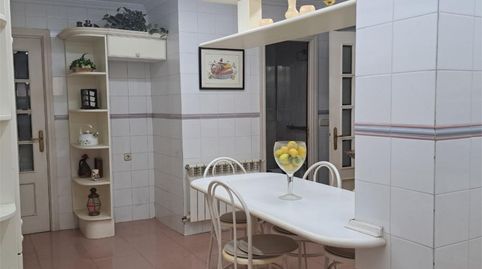 Piso en venta en Apóstol Santiago, Madrid Capital - imagen 4 Foto 4 de Piso en venta en Apóstol Santiago, Madrid Capital