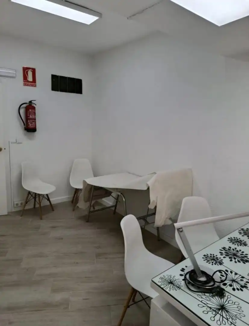 Local de lloguer en Alicante / Alacant amb Aire condicionat