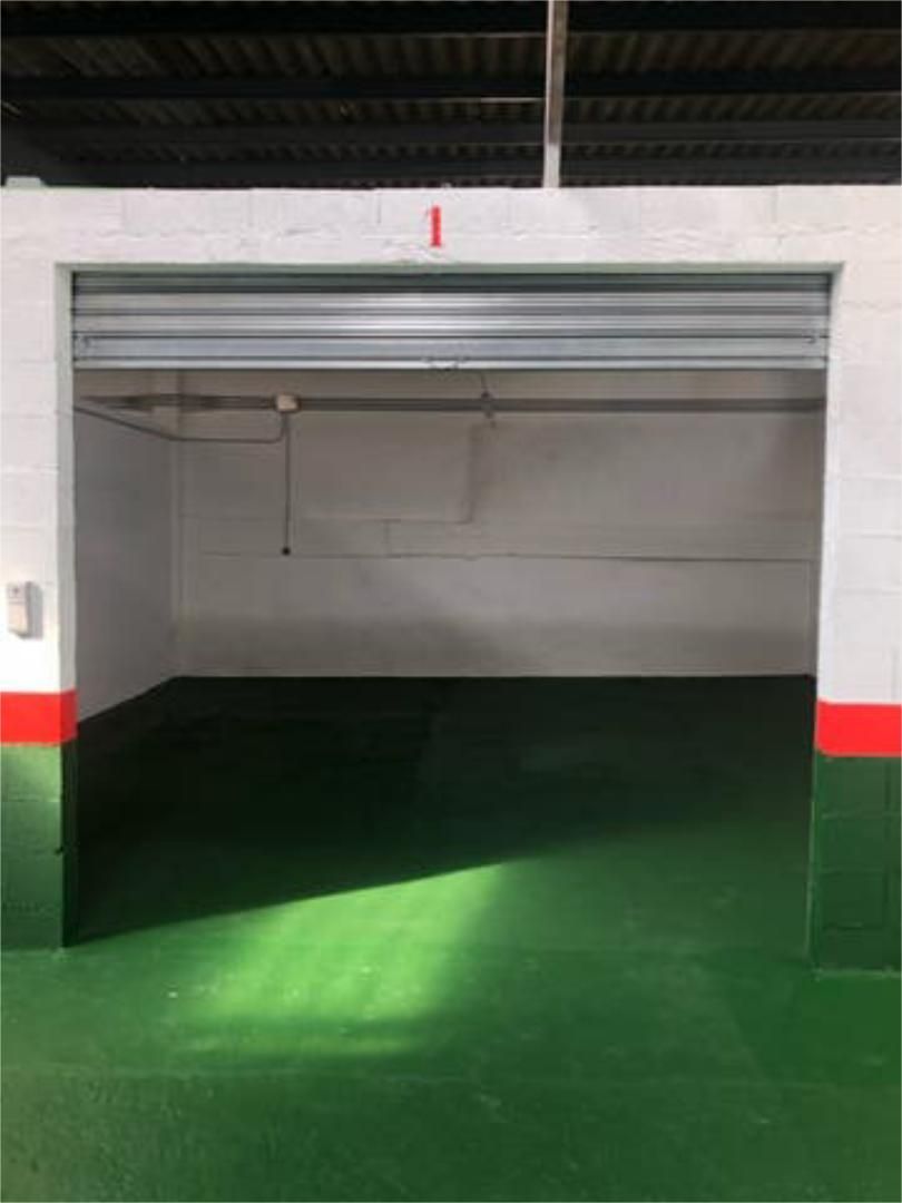 Parkplatz von Fabrikhallen zur Miete in  Palma de Mallorca