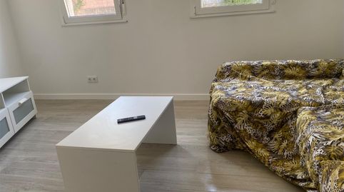 Piso de alquiler en Camiño Dos Vilares, 7, Campus Norte - San Caetano, Santiago de Compostela - imagen 2 Foto 2 de Piso de alquiler en Camiño Dos Vilares, 7, Campus Norte - San Caetano, Santiago de Compostela