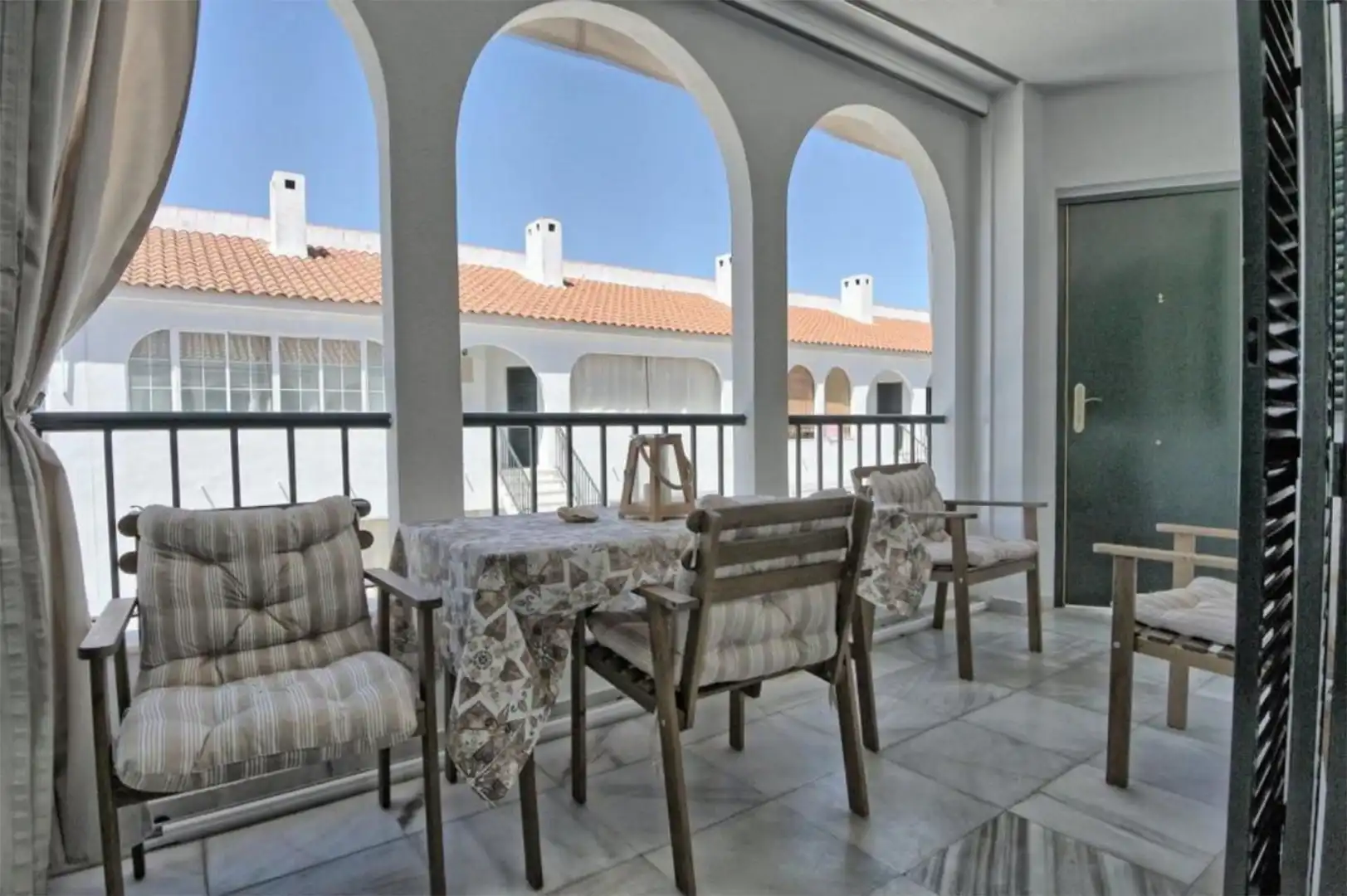 Piso de alquiler en Avenida Playas de Cartaya, 68, El Rompido Terraza de Piso de alquiler en El Rompido con Aire acondicionado, Terraza y Piscina