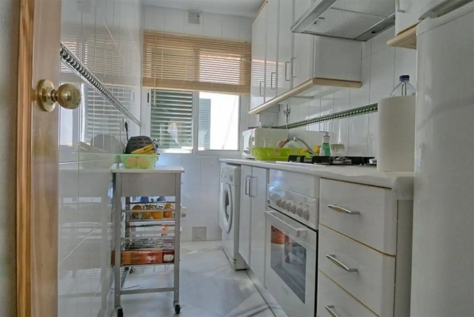Piso de alquiler en Avenida Playas de Cartaya, 68, El Rompido Cocina de Piso de alquiler en El Rompido con Aire acondicionado, Terraza y Piscina