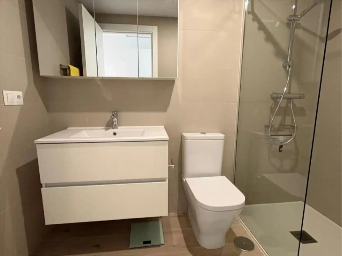 Piso en venta en Carrer de la Corona Boreal, 1, El Montgó Baño de Piso en venta en Dénia con Aire acondicionado, Terraza y Piscina
