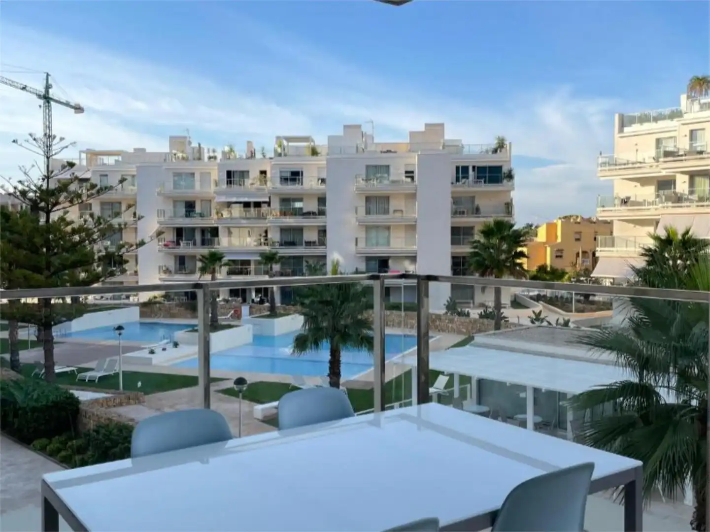 Piso en venta en Carrer de la Corona Boreal, 1, El Montgó Vista exterior de Piso en venta en Dénia con Aire acondicionado, Terraza y Piscina