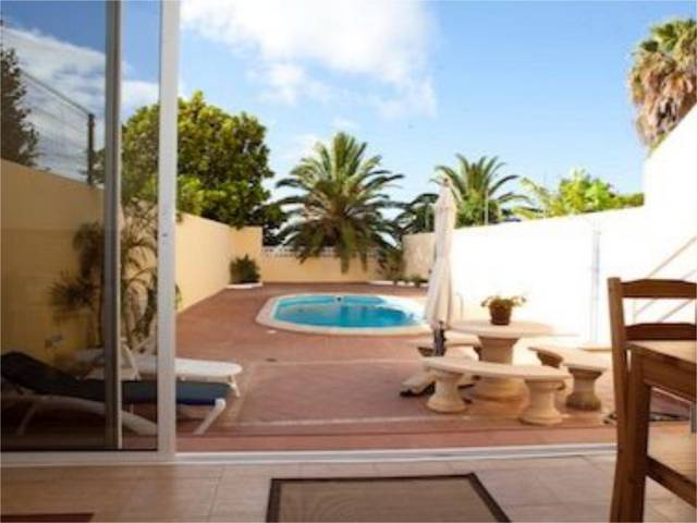 Piso en Alquiler en Calle Valdivia, 18 en Radazul