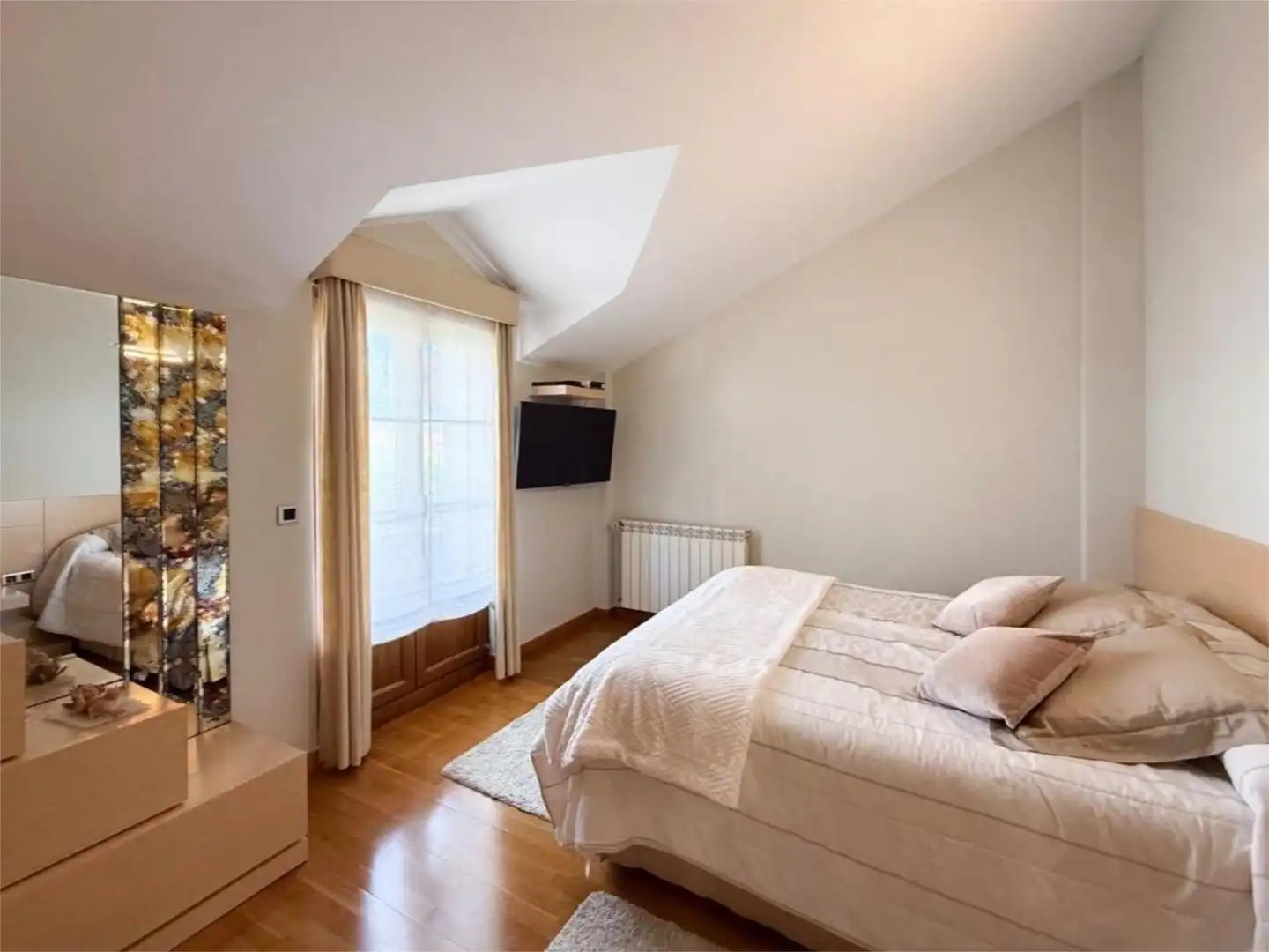 Casa o chalet en venta en Barrio Valles, 25, Reocín Habitación de Casa o chalet en venta en Reocín con Terraza y Balcón