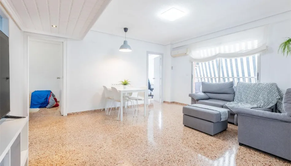 Flat for sale in Carrer de Yecla, 19, L'Amistat, Valencia Capital - image 1 Photo 1 of Flat for sale in Carrer de Yecla, 19, L'Amistat, Valencia Capital