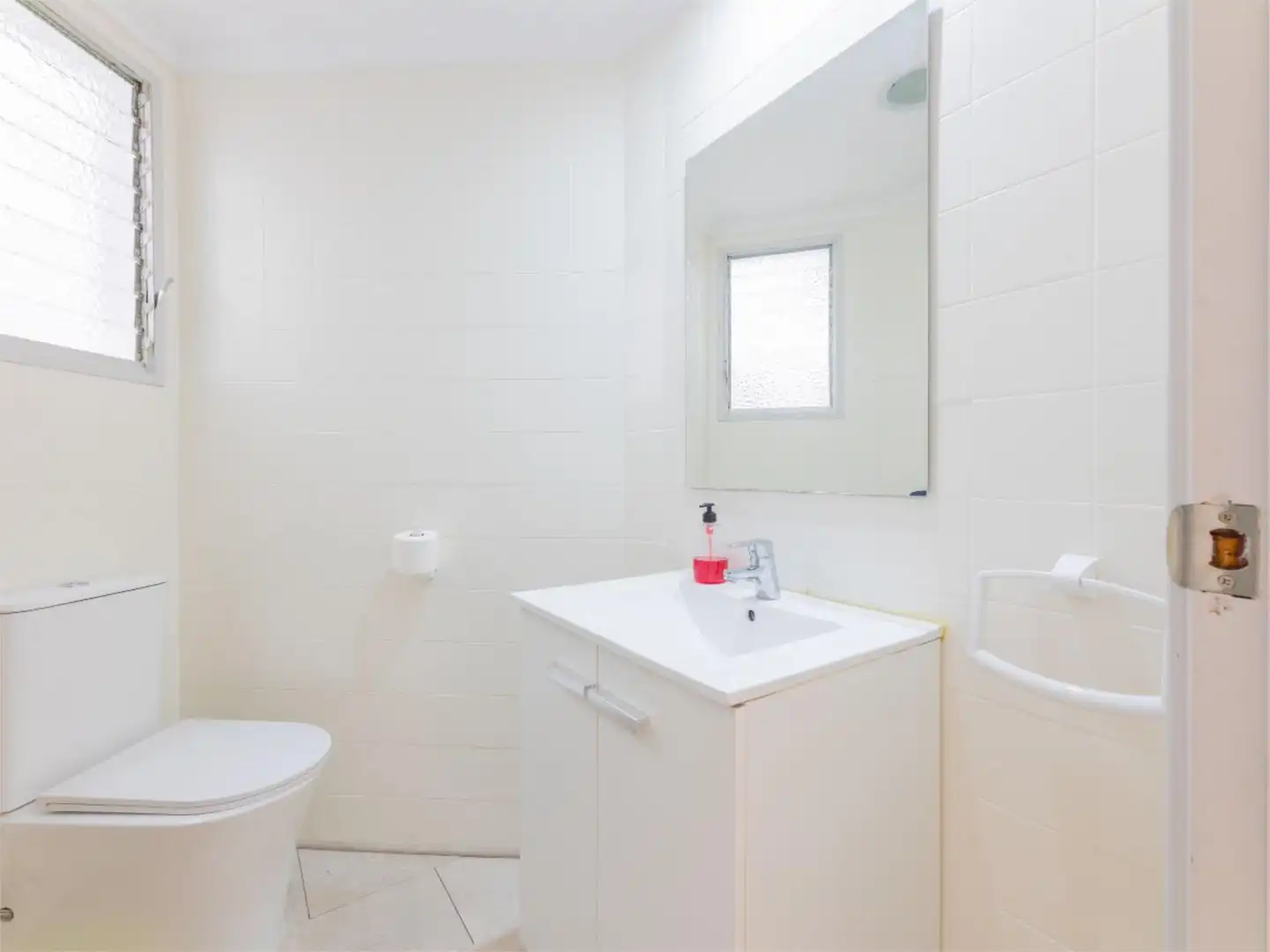 Piso en venta en Carrer de Yecla, 19, L'Amistat Baño de Piso en venta en Valencia Capital con Aire acondicionado y Balcón