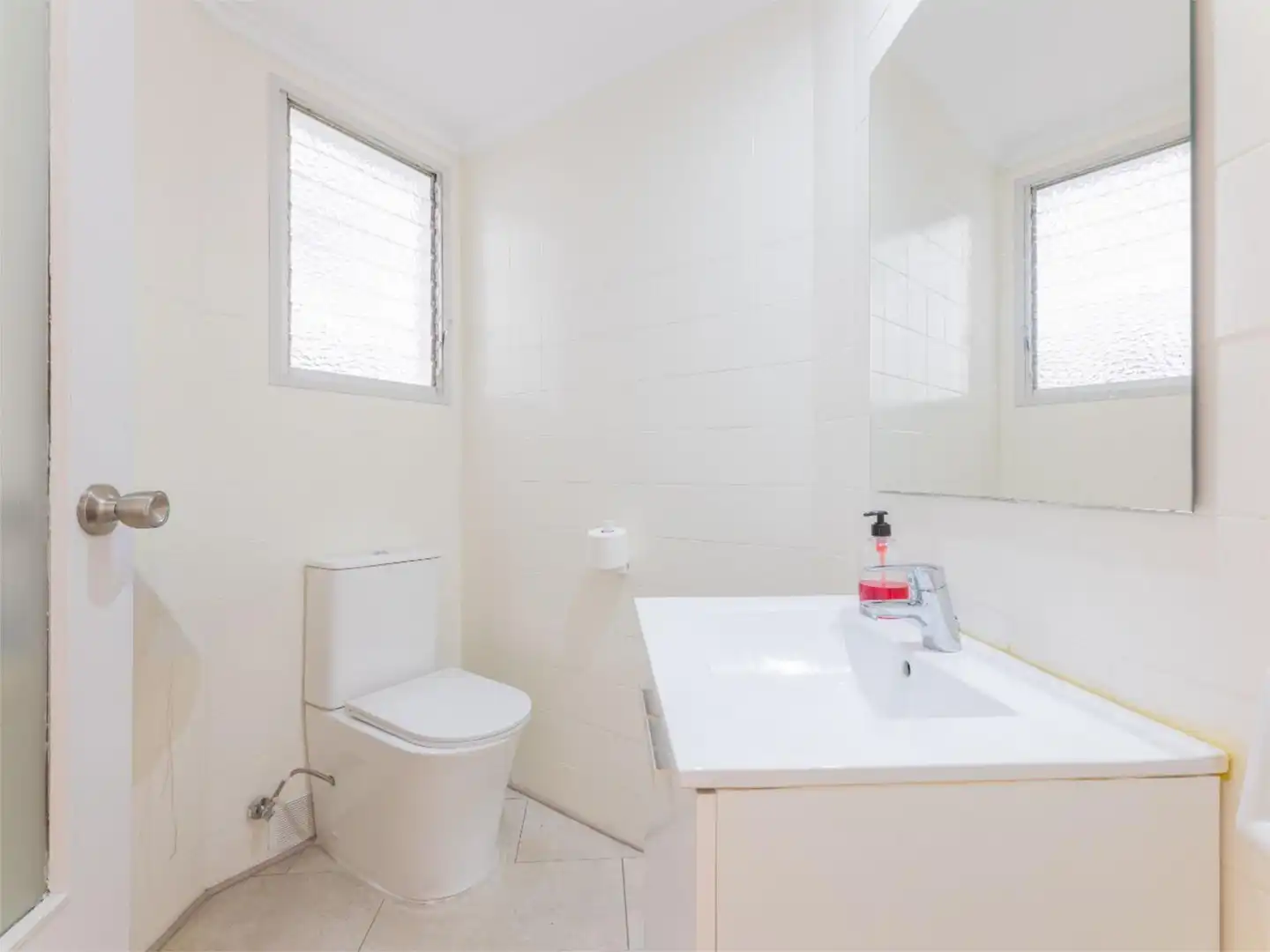 Piso en venta en Carrer de Yecla, 19, L'Amistat Baño de Piso en venta en Valencia Capital con Aire acondicionado y Balcón