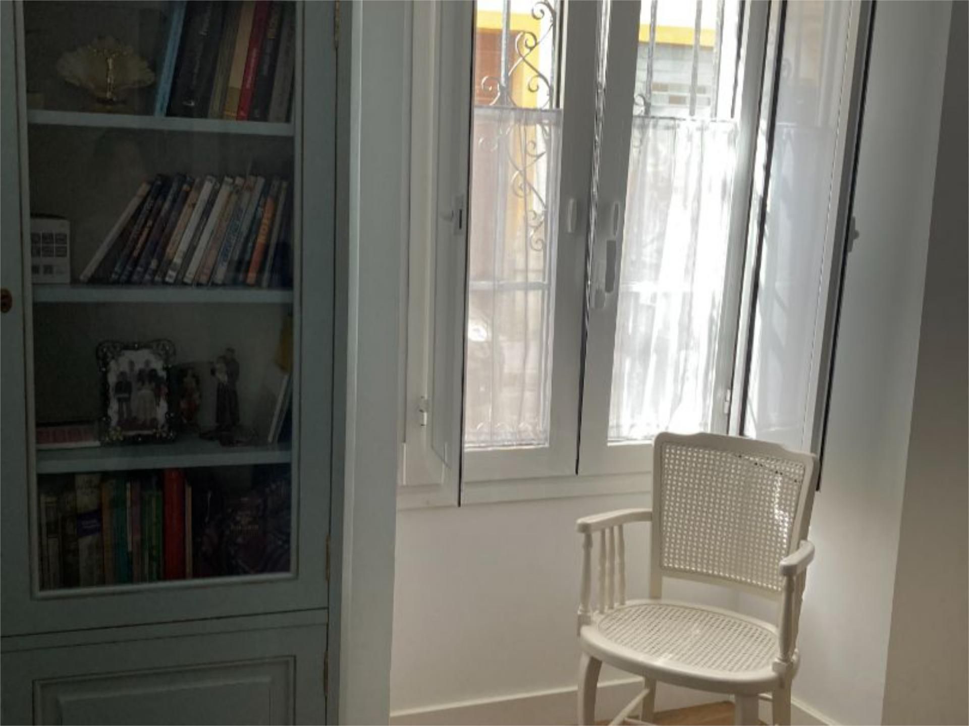Habitación de Piso en venta en  Sevilla Capital con Aire acondicionado, Calefacción y Parquet