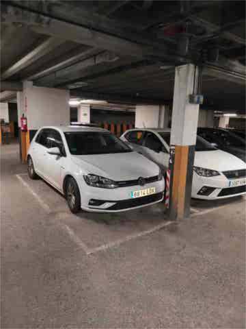 Garaje en Alquiler en Salesas - Foncalada - Campoamor