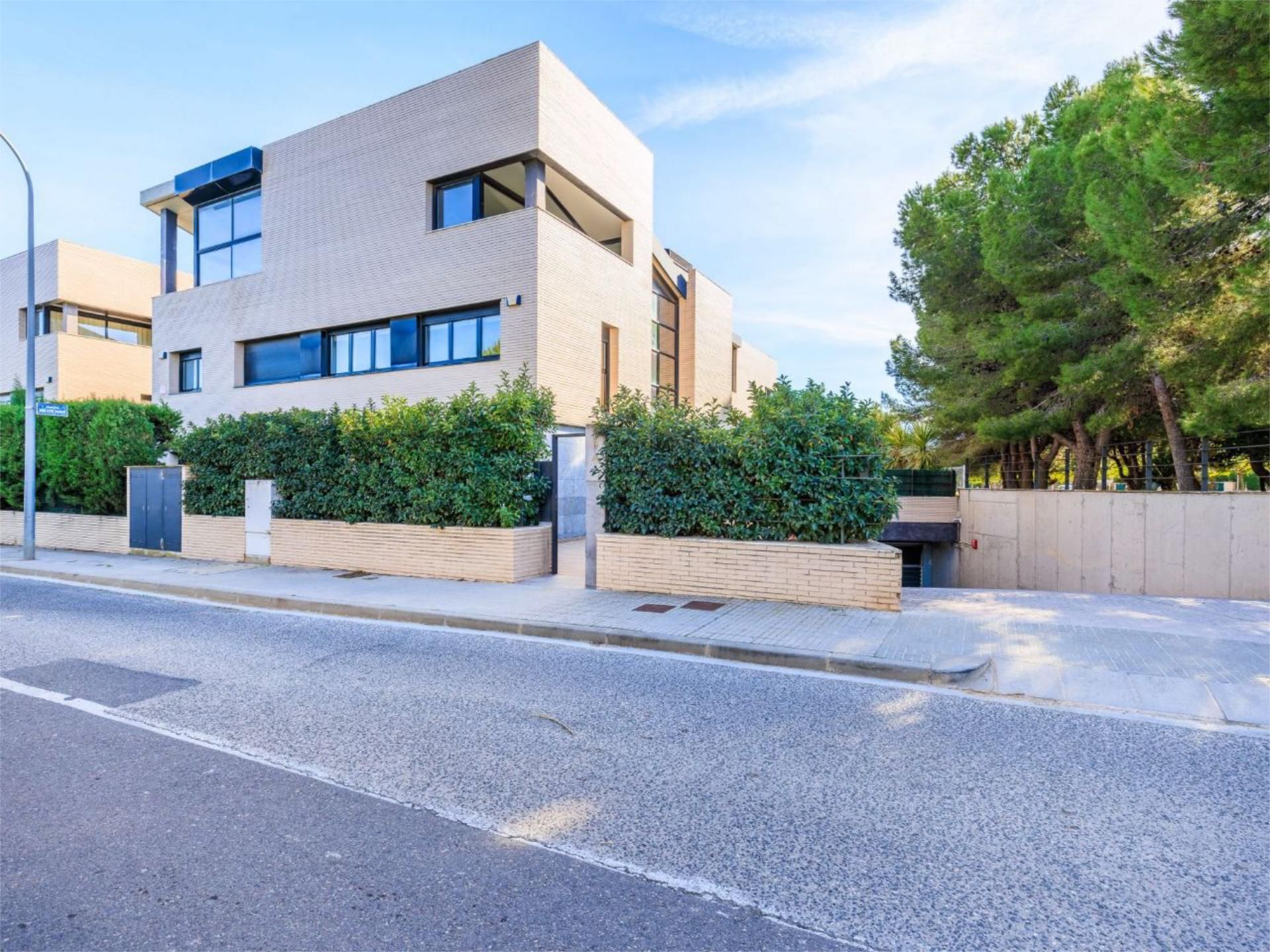 Exterior view of Houses for sale in Cambrils  with Air Conditioner, Terrace and Swimming Pool