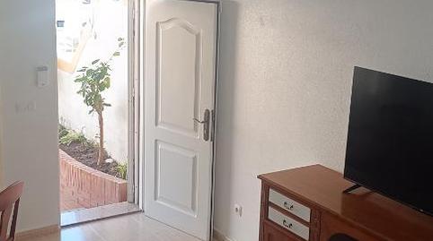 Foto 3 de Casa adosada en venta en Calle Azucenas, 11, Los Peñascos - El Salero - Los Imbernones, San Pedro del Pinatar