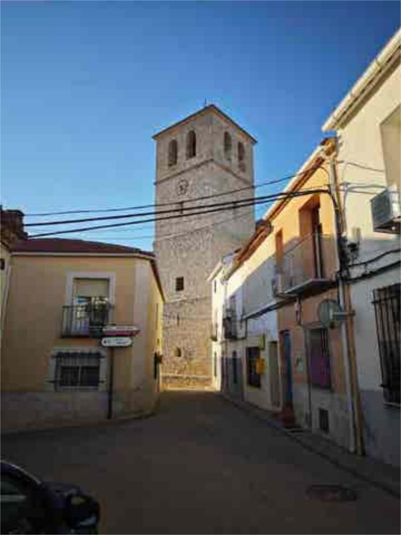 Vista exterior de Casa o xalet en venda en Belmonte de Tajo amb Jardí privat i Traster