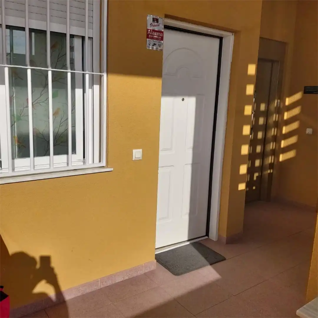 Flat for sale in Calle Manuel Gómez, El Puerto - Romanilla Flat for sale in Roquetas de Mar with Air Conditioner, Heating and Terrace