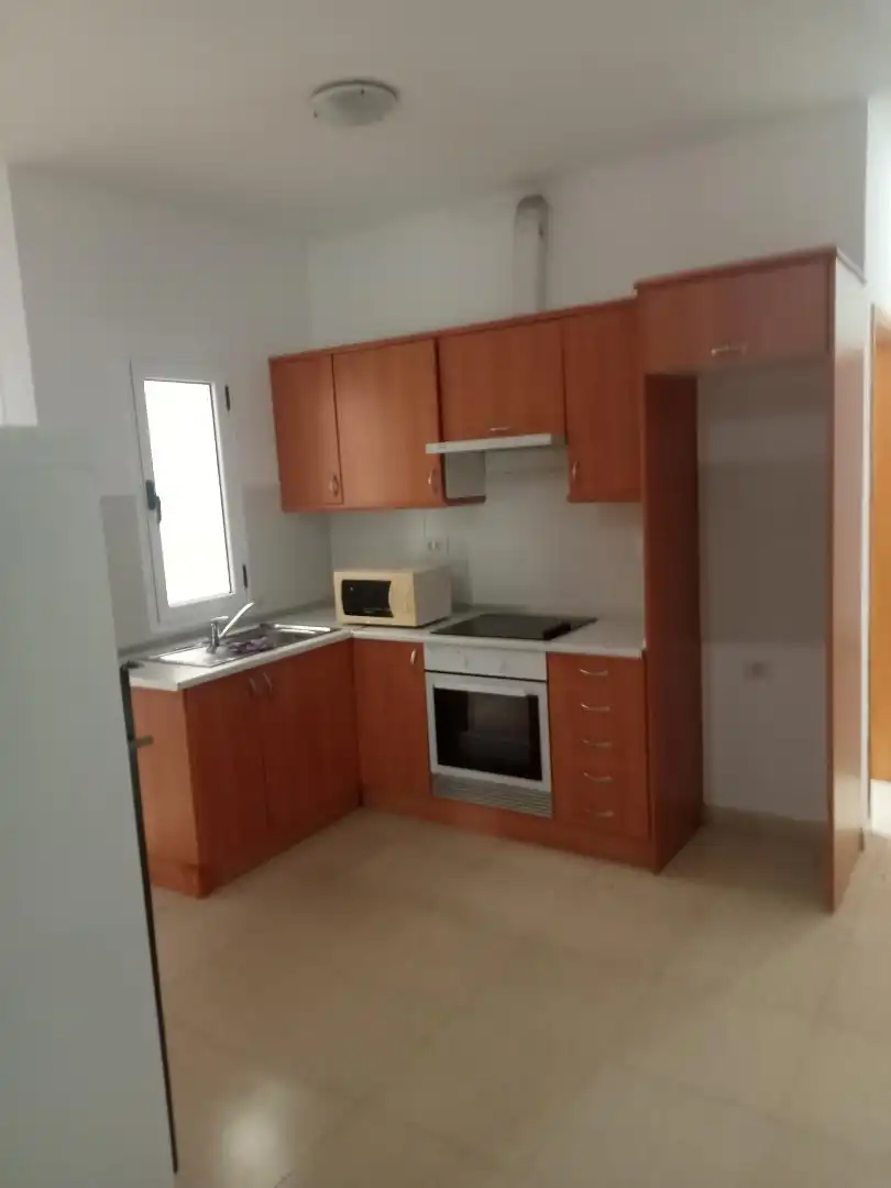 Piso en venta en Calle Guaydil, 12, Sardina Cocina de Piso en venta en Santa Lucía de Tirajana con Terraza