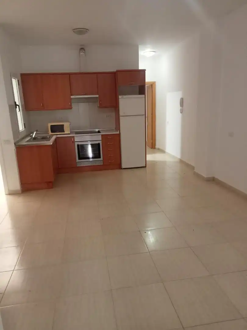 Piso en venta en Calle Guaydil, 12, Sardina Cocina de Piso en venta en Santa Lucía de Tirajana con Terraza