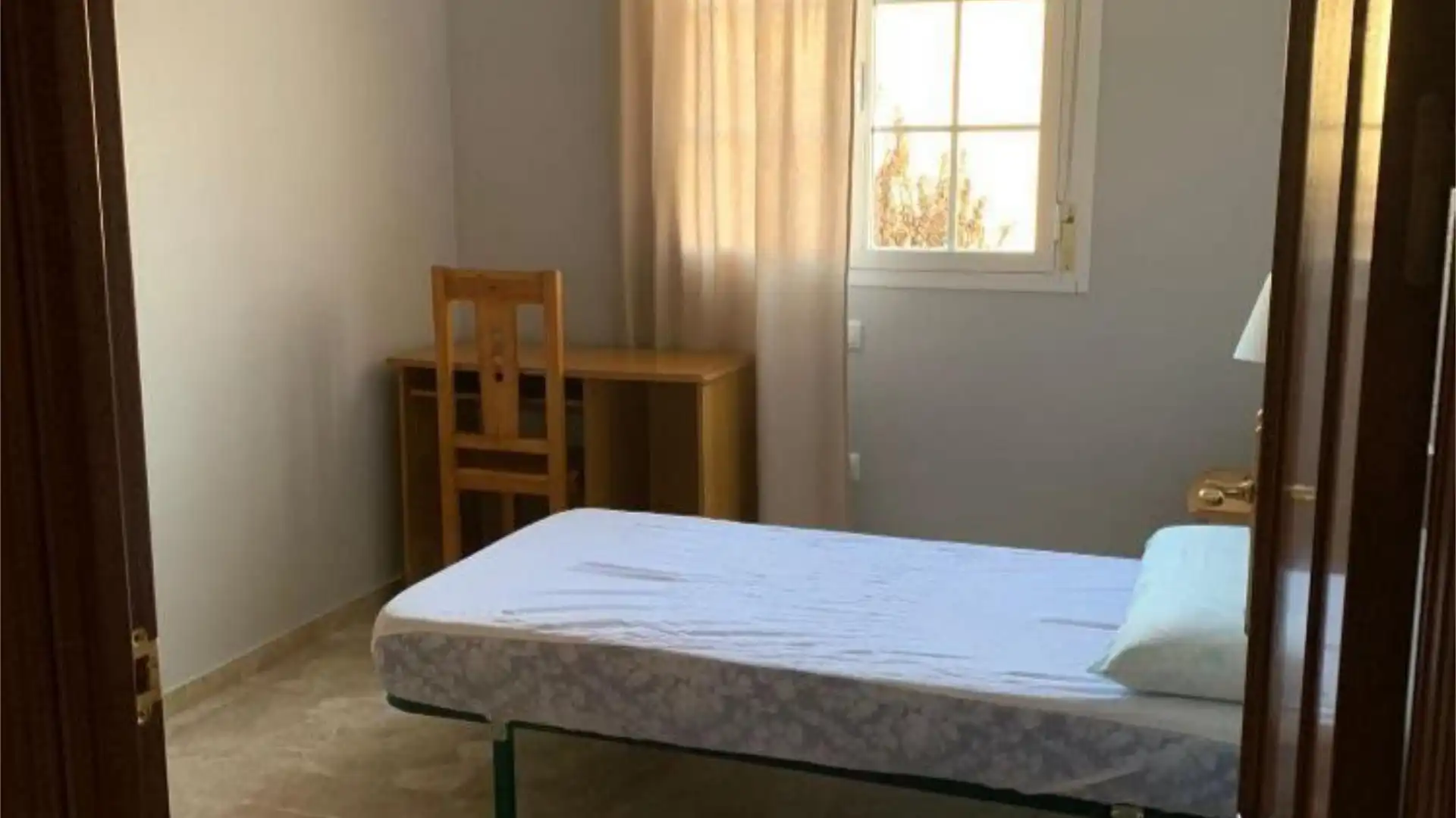 Schlafzimmer von Wohnung zur untervermieten in Badajoz Capital mit Klimaanlage, Heizung und Möbliert