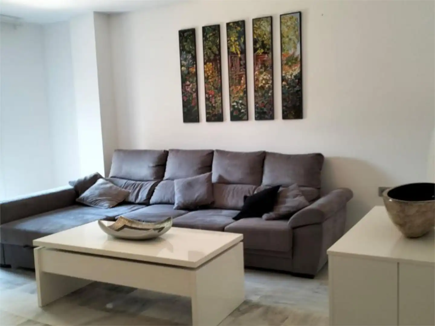 Flat for sale in Calle Nueva Atalaya, 42, Nueva Atalaya Living room of Flat for sale in Estepona with Air Conditioner and Swimming Pool