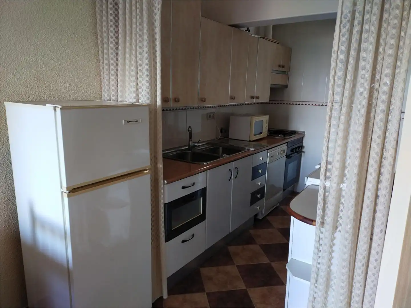 Casa o xalet en venda a Calle Aragón, 30, Panorama - Sierramar Cuina de Casa o xalet en venda en Santa Pola amb Terrassa i Balcó
