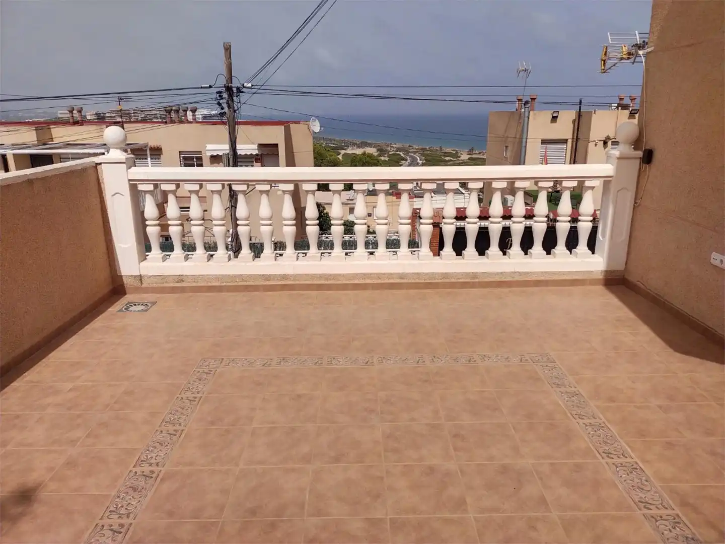 Casa o xalet en venda a Calle Aragón, 30, Panorama - Sierramar Terrassa de Casa o xalet en venda en Santa Pola amb Terrassa i Balcó