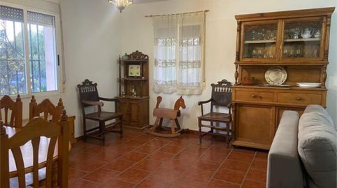 Foto 3 de Casa adosada de alquiler en La Codosera, Badajoz