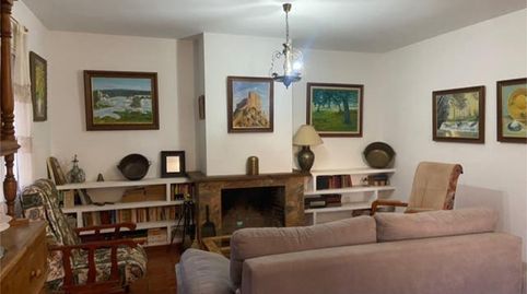 Foto 4 de Casa adosada de alquiler en La Codosera, Badajoz