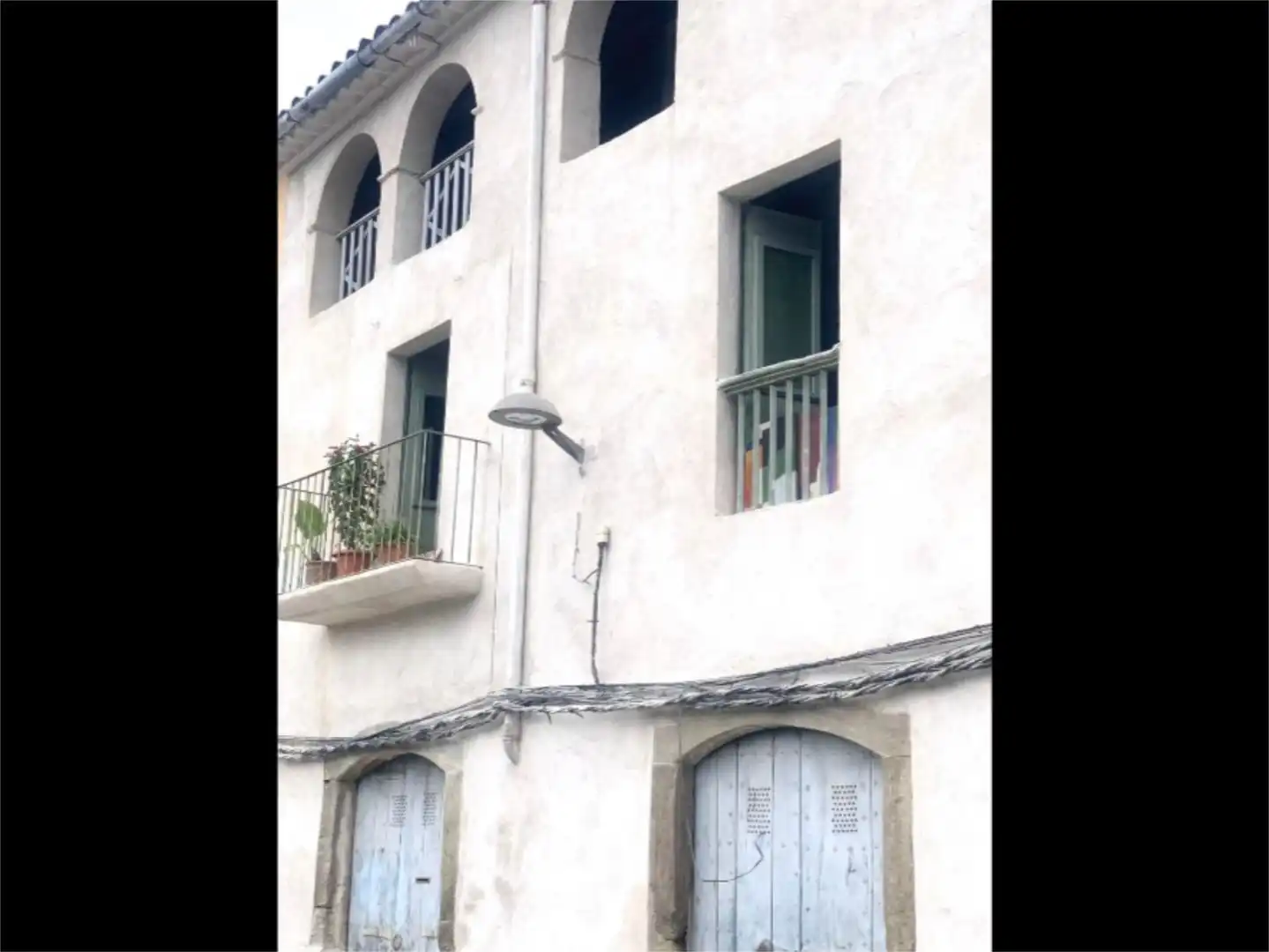 Casa adosada en venda a Passeig del Firal, 3, Amer Vista exterior de Casa adosada en venda en Amer