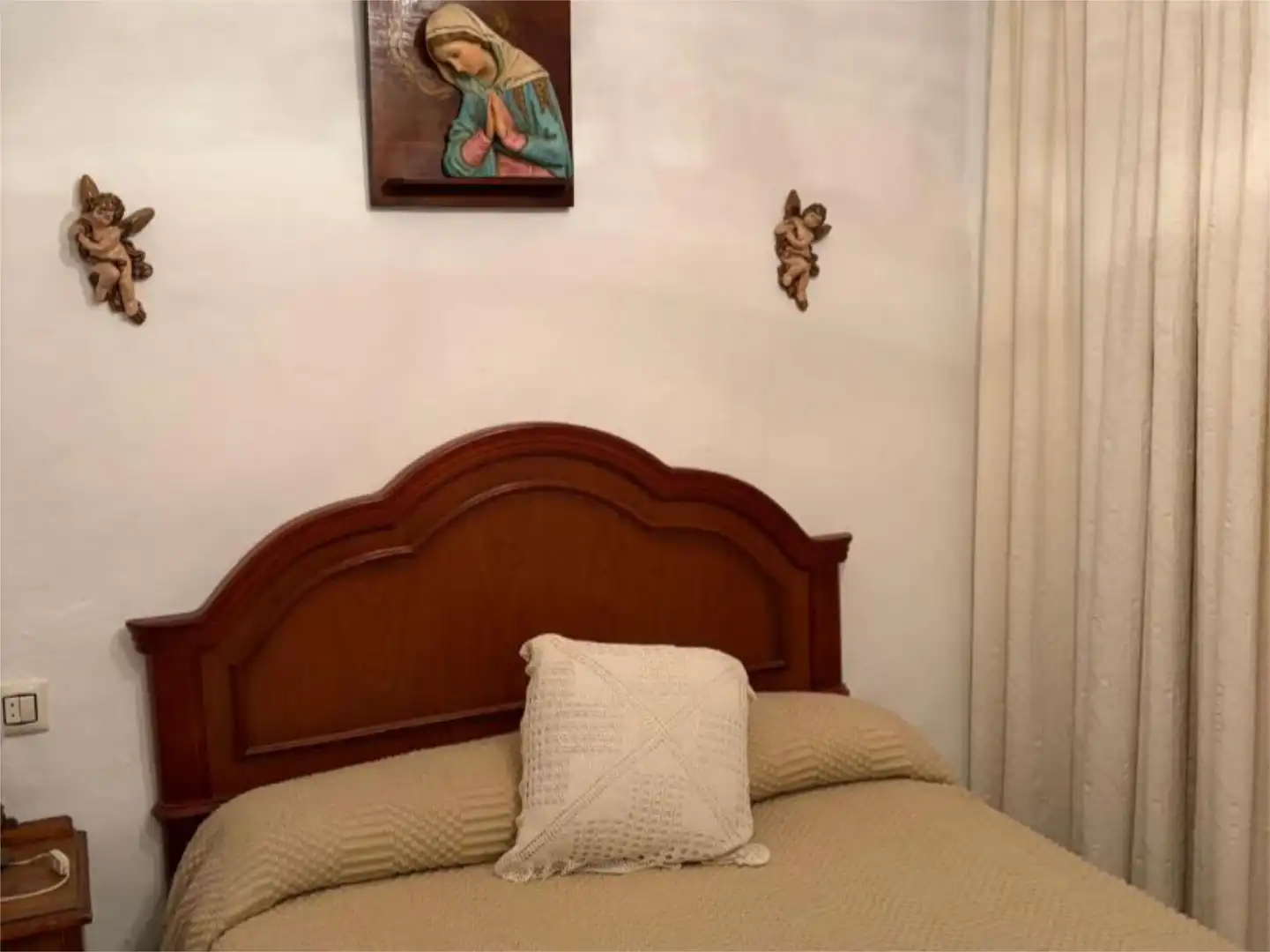 Habitación de Casa adosada en venta en Luque con Calefacción, Trastero y Amueblado