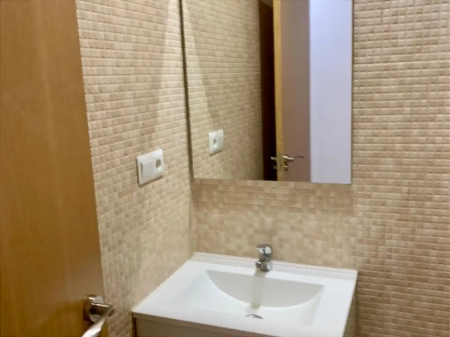 Flat for sale in Calle Granada, 27, Pozuelo de Calatrava Bathroom of Flat for sale in Pozuelo de Calatrava with Air Conditioner, Heating and Private garden