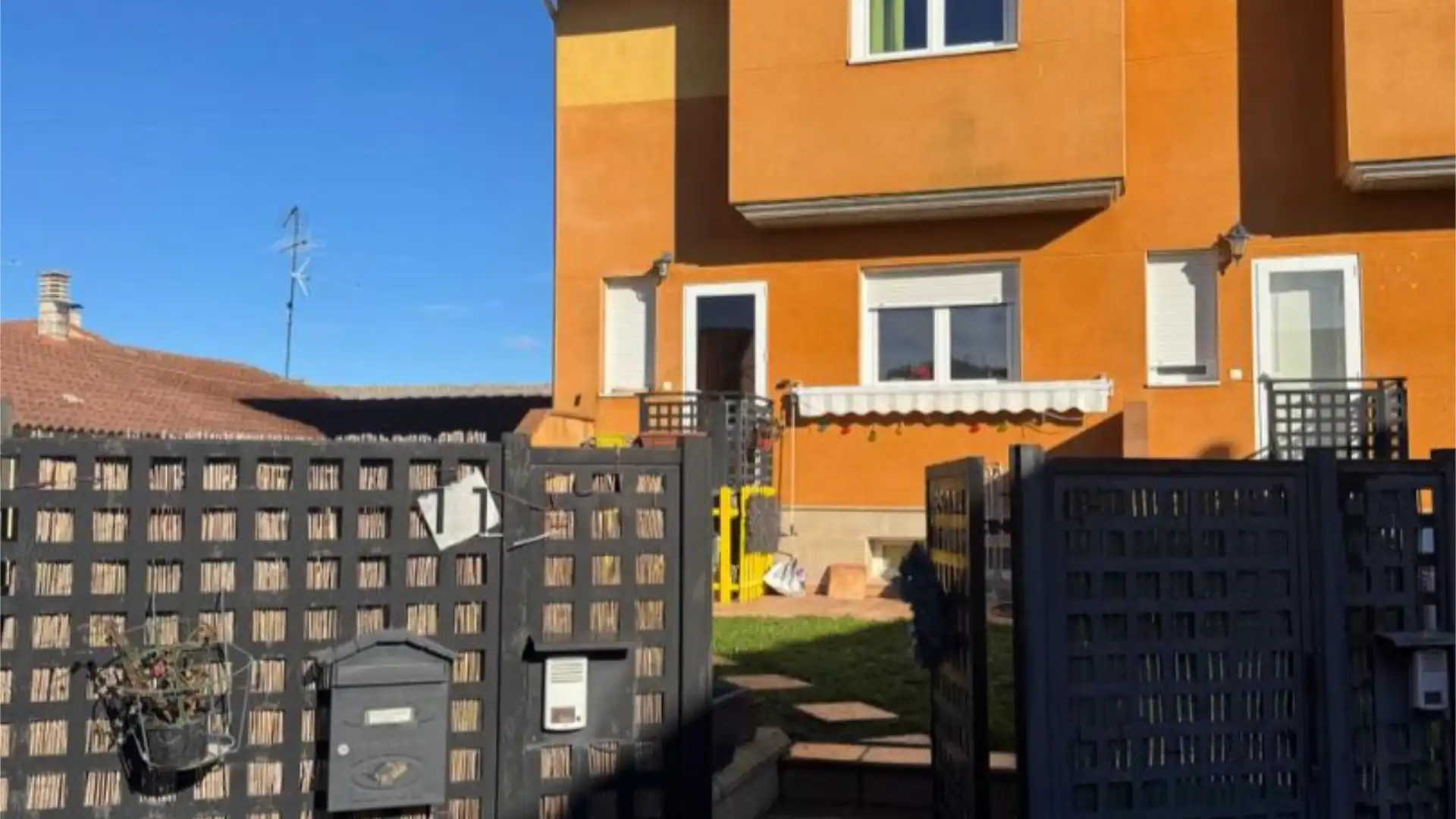 Vista exterior de Casa o chalet en venta en Arcos