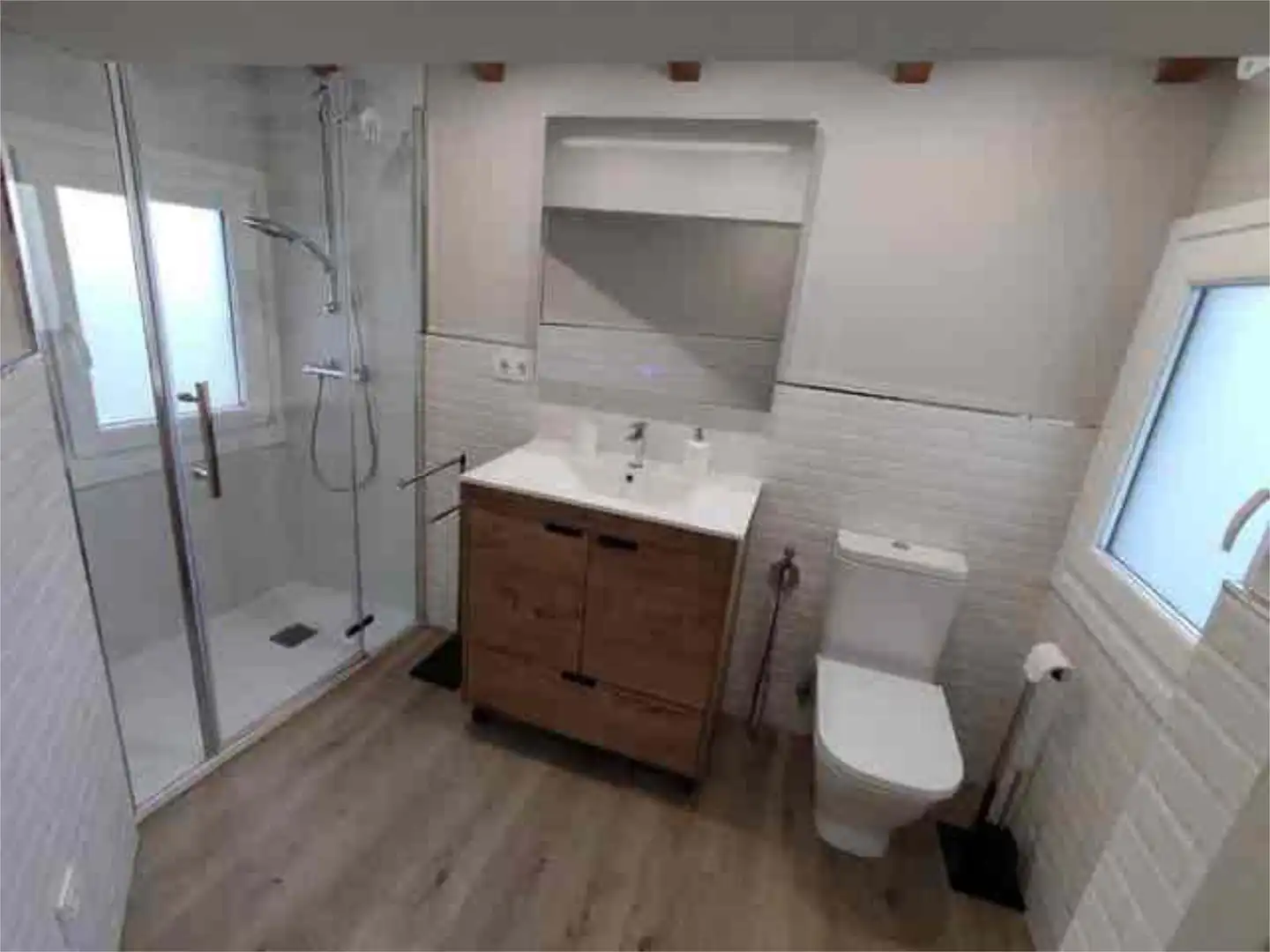 Flat for sale in Arrigorriaga Bathroom of Flat for sale in Arrigorriaga with Terrace