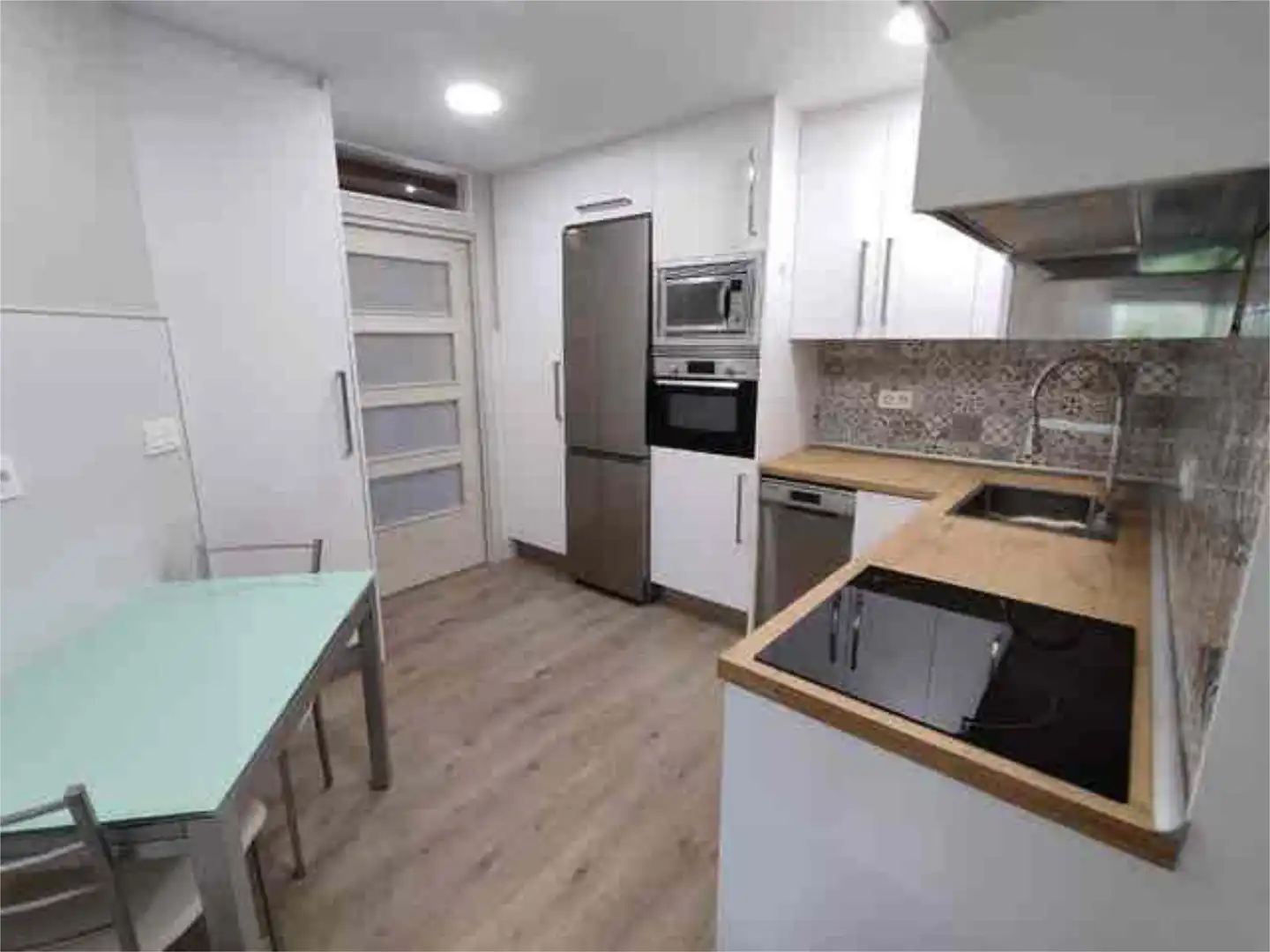 Flat for sale in Arrigorriaga Kitchen of Flat for sale in Arrigorriaga with Terrace