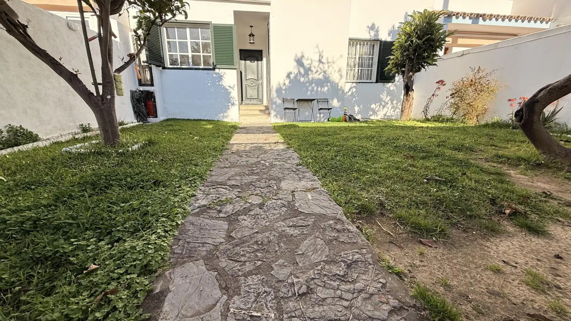 Exterior view of Houses for sale in Algeciras  with Private garden, Terrace and Community parking